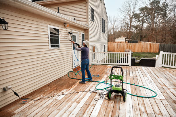 Best Roof Power Washing Services  in Carrington, ND