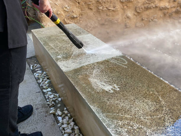 Why Choose Our Certified Pressure Washing Experts for Your Project Needs in Carrington, ND?